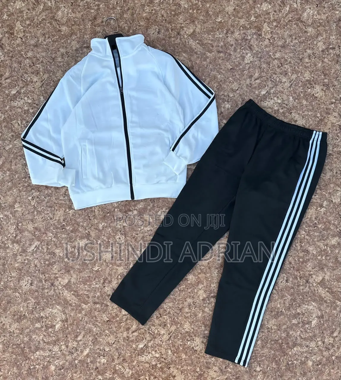 New Arrival–Men's Tracksuit