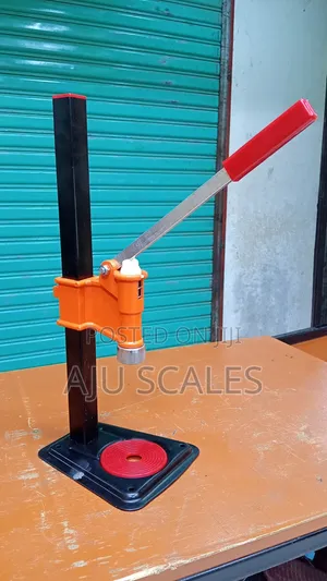 Manual Bottle Capping Machine