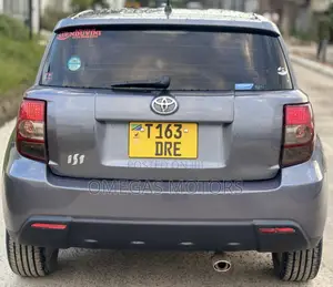 Toyota IST 2007 Gray