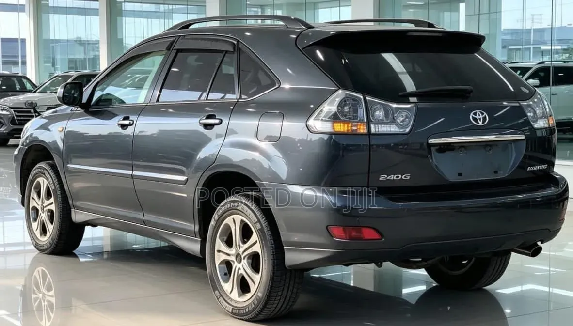 Toyota Harrier 2005 Gray