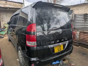 Toyota Noah 2005 Black