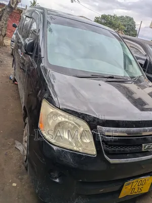 Toyota Noah 2005 Black