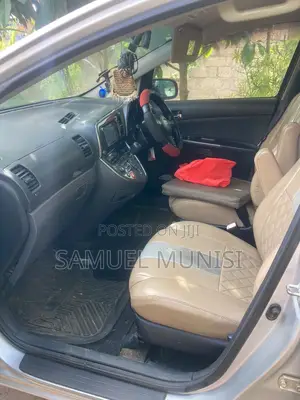 Toyota Wish 2005 Silver