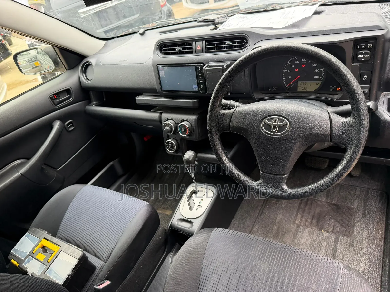 Toyota Succeed SV Premium 2014 Black