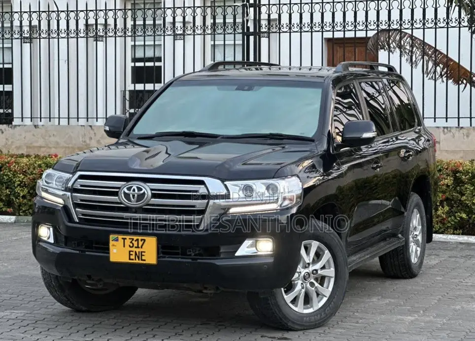 Toyota Land Cruiser 2022 Black