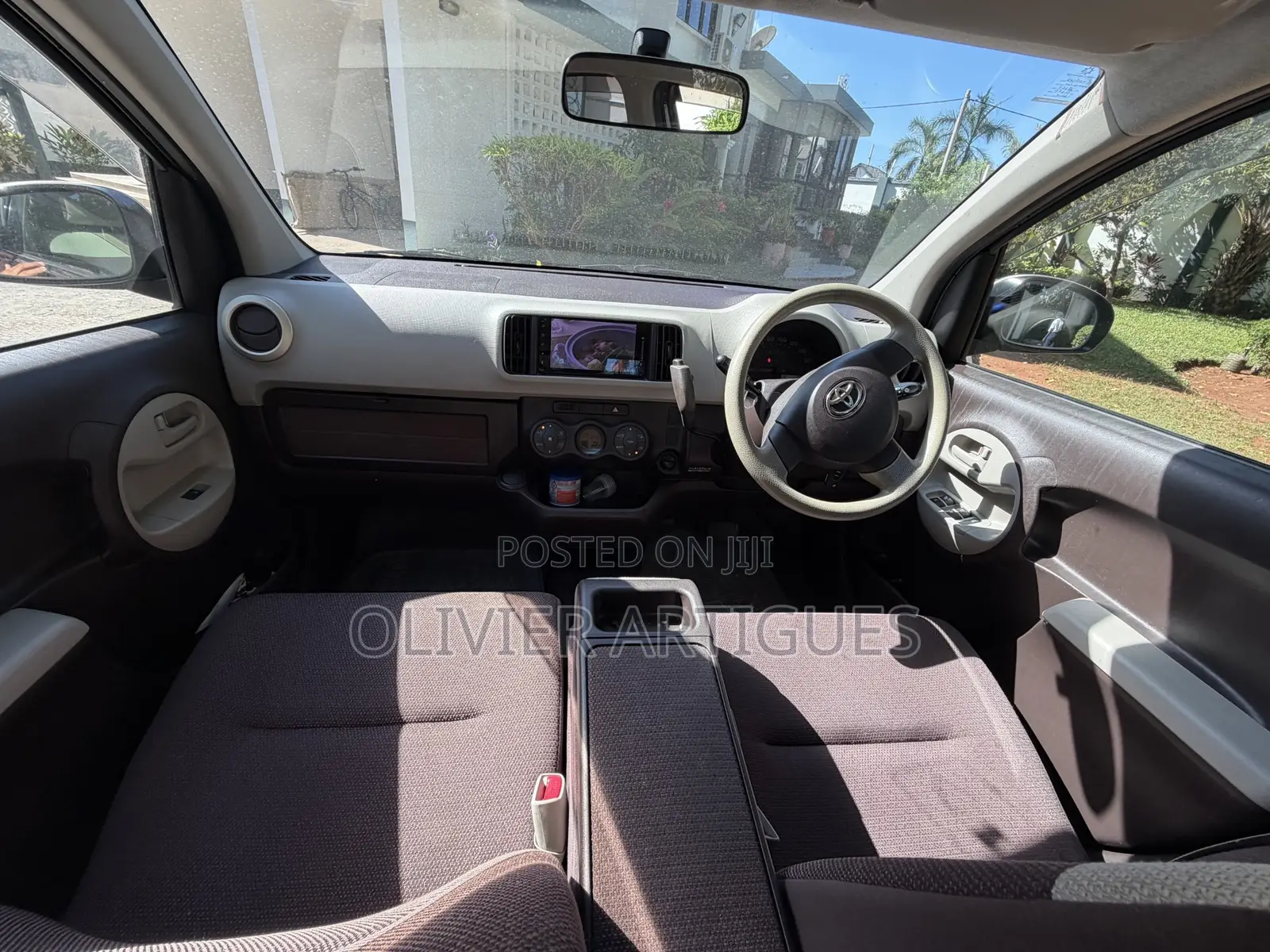 Toyota Passo 1.3 FWD 2010 Burgundy