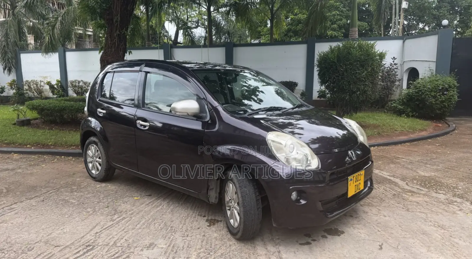 Toyota Passo 1.3 FWD 2010 Burgundy