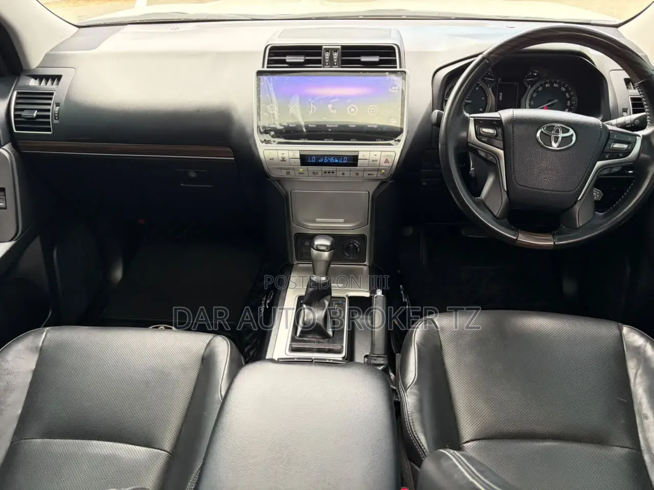 Toyota Land Cruiser Prado 2018 White
