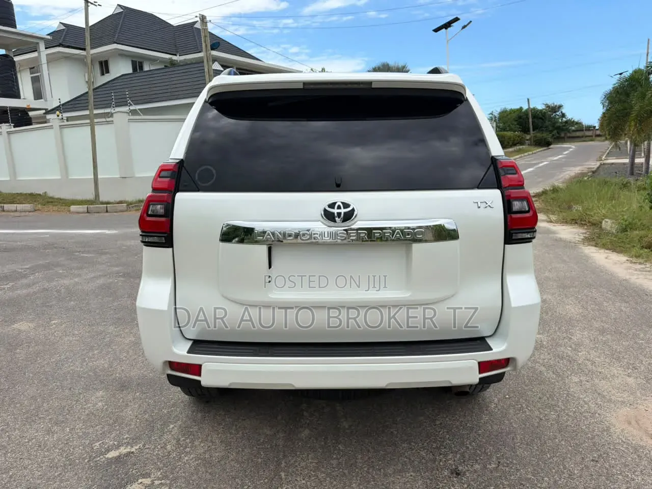 Toyota Land Cruiser Prado 2018 White