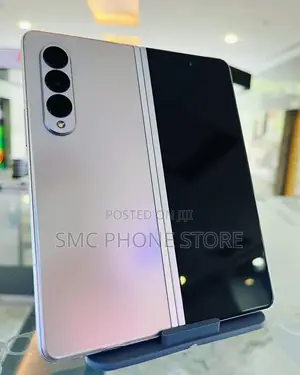 New Samsung Galaxy Z Fold 3 256 GB Silver
