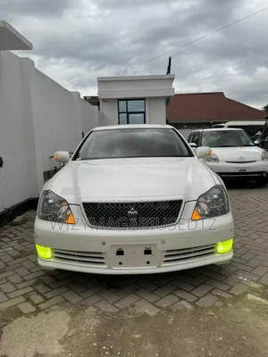Toyota Crown 2004 Off white