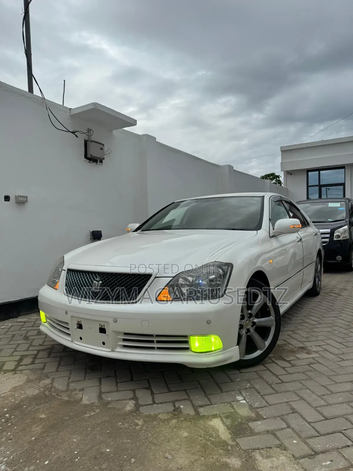 Toyota Crown 2004 Off white