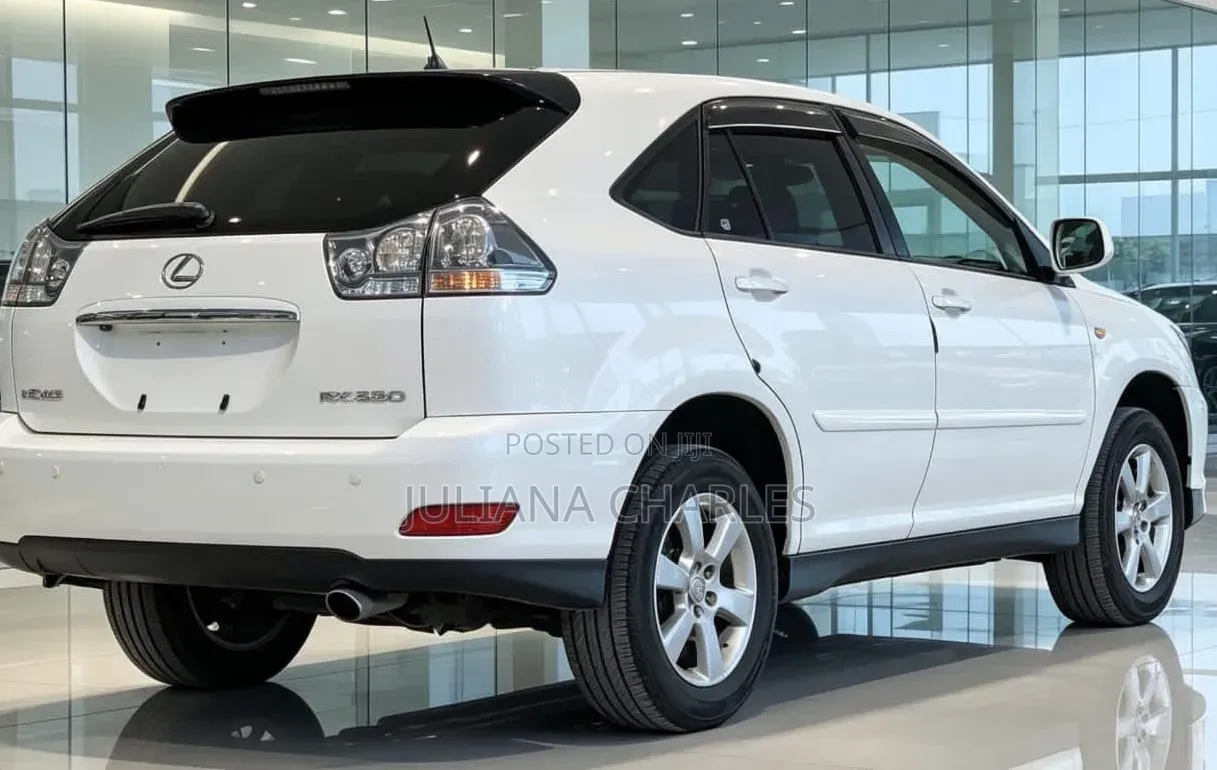Toyota Harrier 2005 White