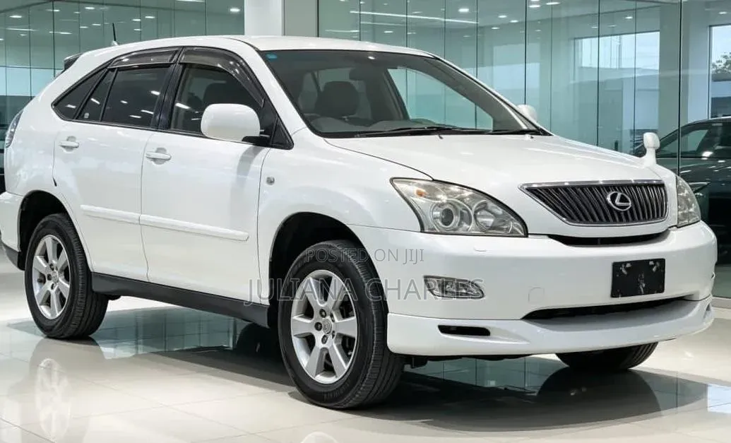 Toyota Harrier 2005 White