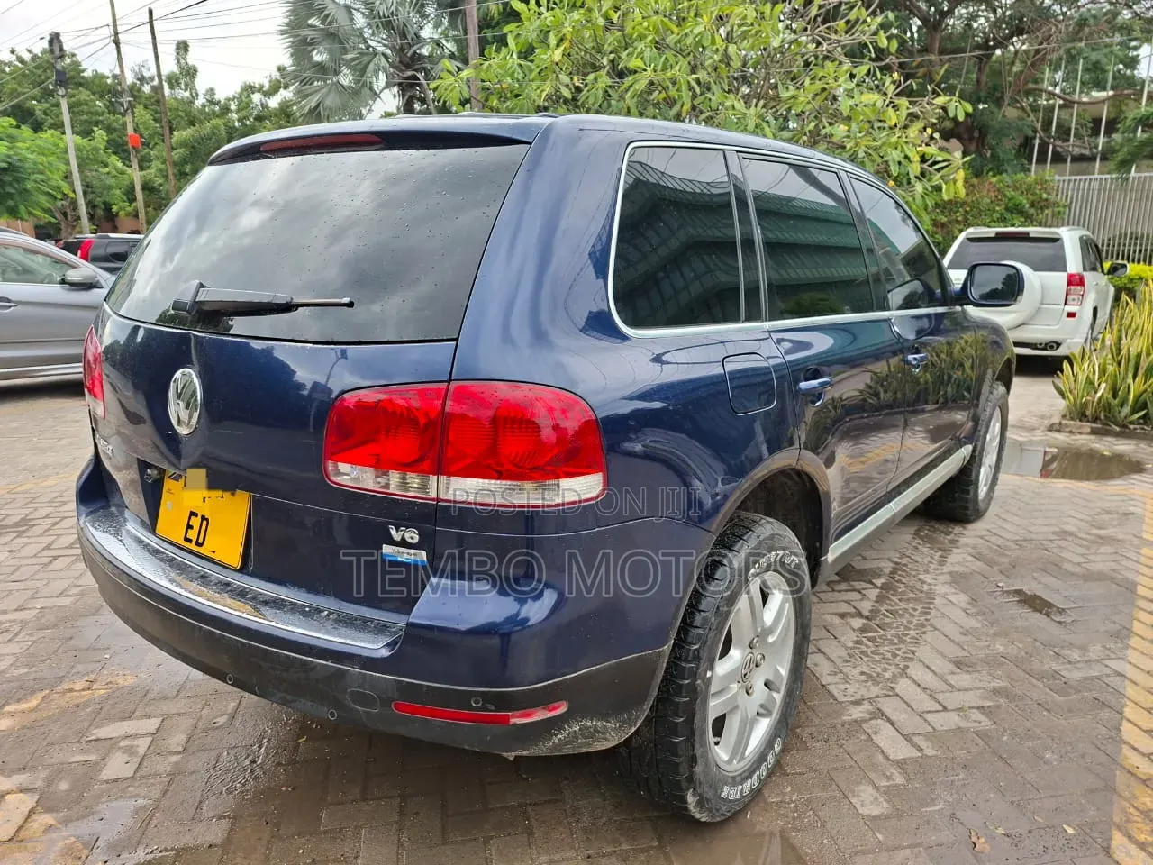 Volkswagen Touareg 2005 Blue