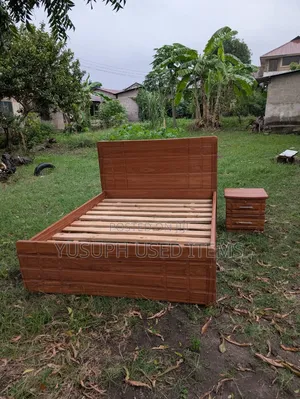 Mninga Tupu Kitanda 
