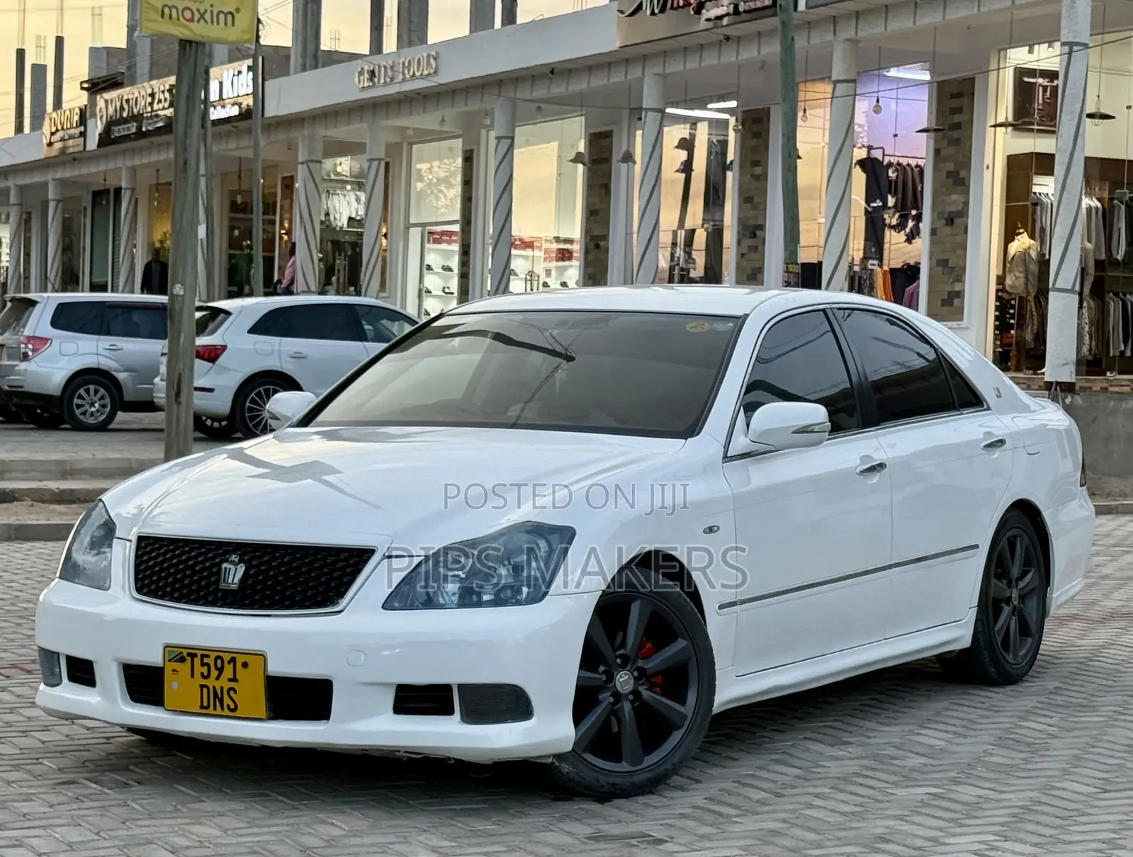Toyota Crown 2006 White