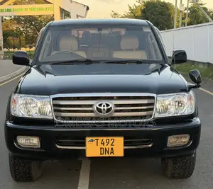 Toyota Land Cruiser 2000 Black