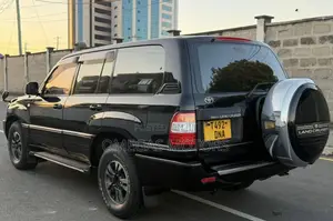 Toyota Land Cruiser 2000 Black
