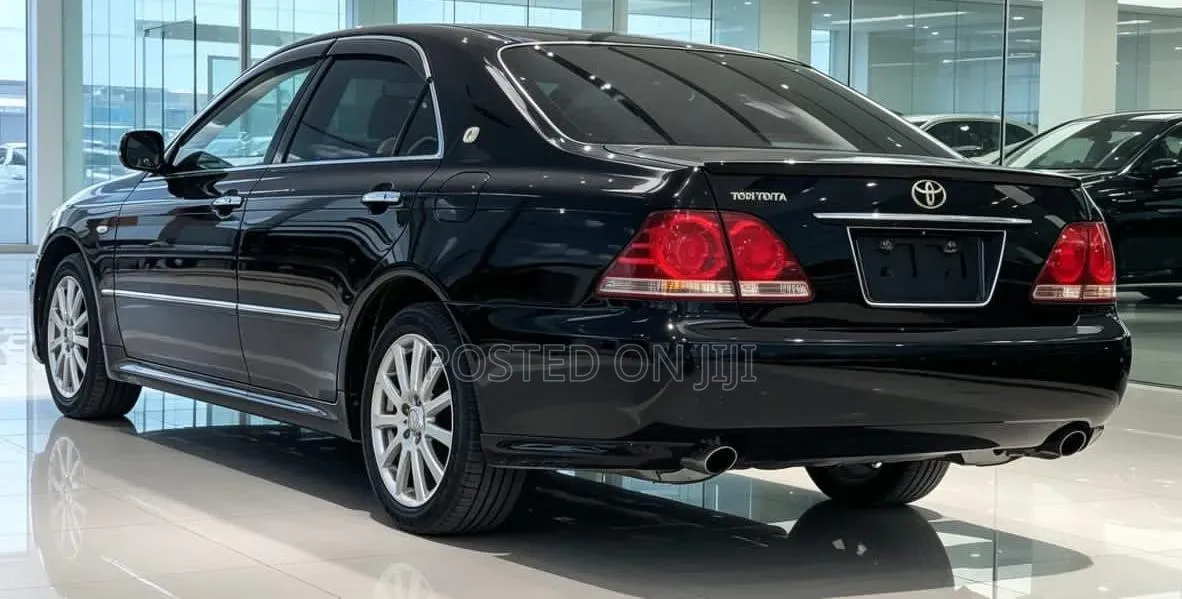 Toyota Crown 2006 Black