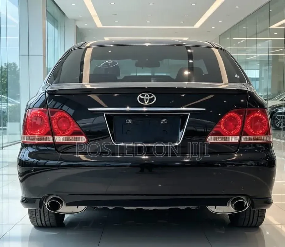Toyota Crown 2006 Black