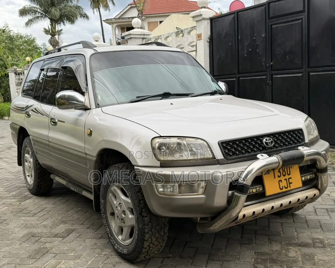 Toyota RAV4 Automatic 2003 Silver