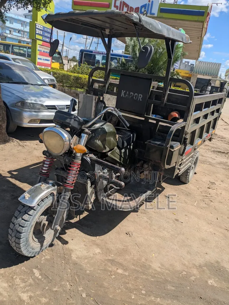 Motorcycle 2025 Green