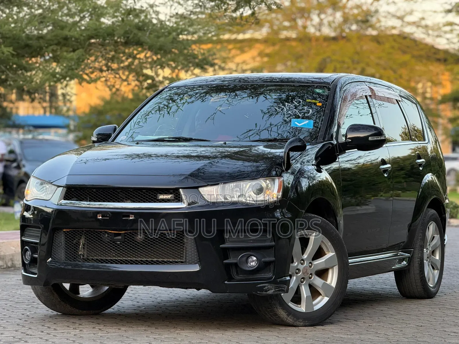Mitsubishi Outlander 2011 Black