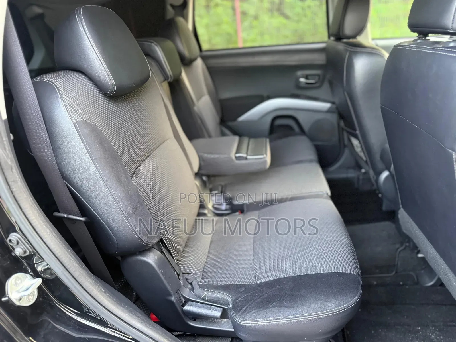 Mitsubishi Outlander 2011 Black
