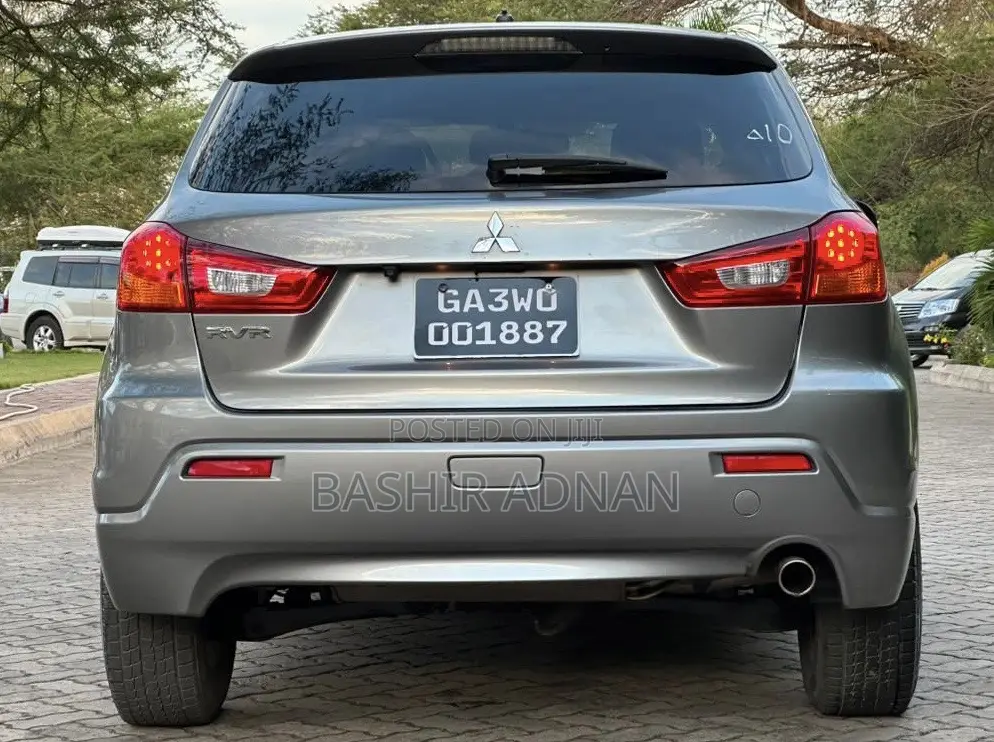 Mitsubishi RVR 2.0 2011 Gray