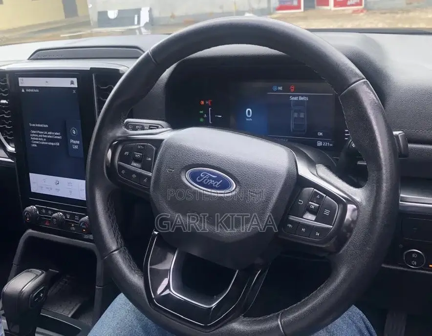 Ford Everest 2023 Black