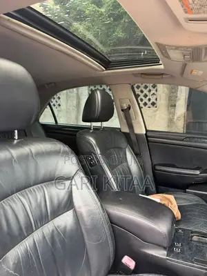 Toyota Crown 2006 Black