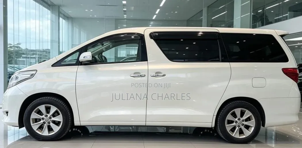 Toyota Alphard 2005 White