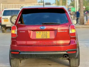 Subaru Forester 2014 Red