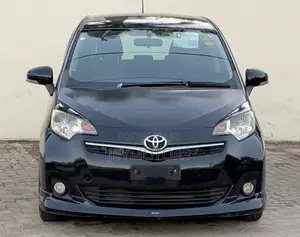 Toyota Ractis 2012 Black