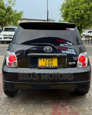 Toyota IST 2004 Black