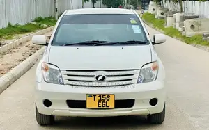 Toyota IST 2005 White
