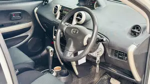 Toyota IST 2005 White