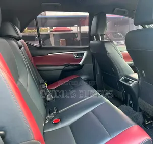 Toyota Fortuner 2023 Gray