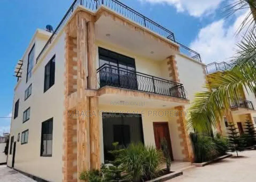 5bdrm Villa in Oyster Bay for rent