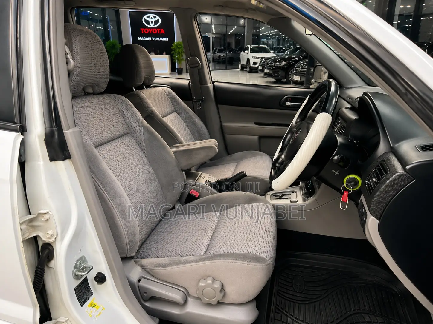 Subaru Forester 2005 Off white