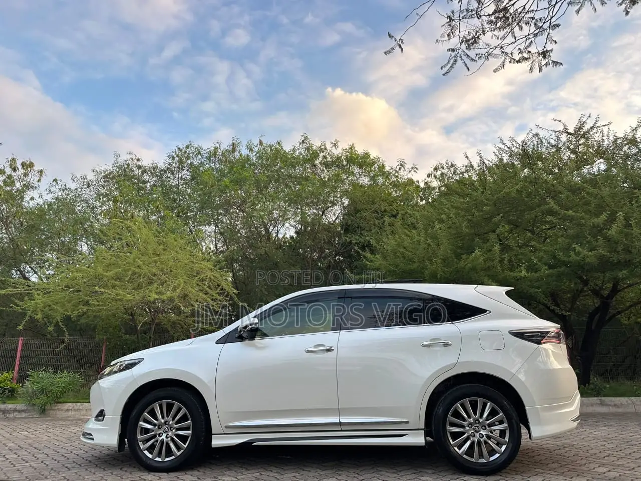 Toyota Harrier 2016 White