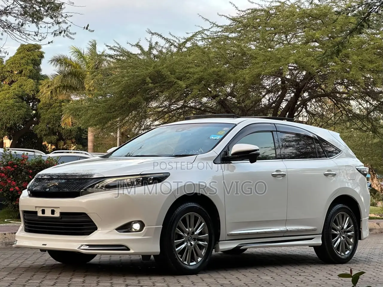 Toyota Harrier 2016 White