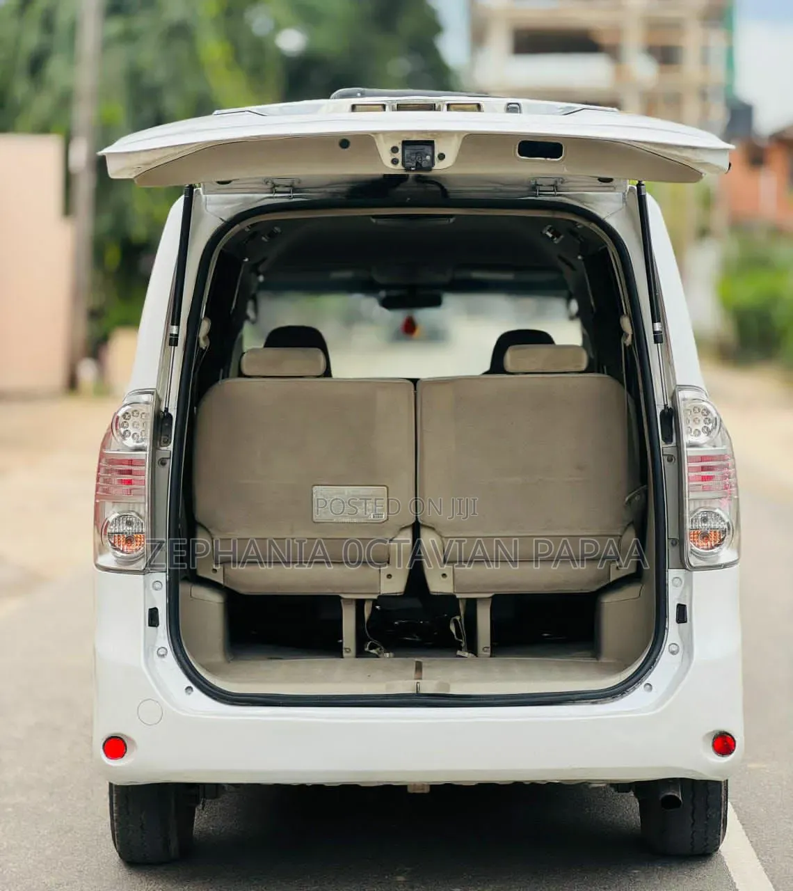Toyota Noah 2008 White