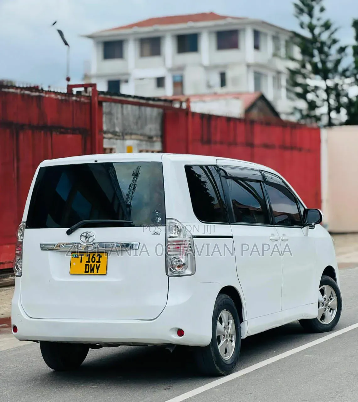 Toyota Noah 2008 White