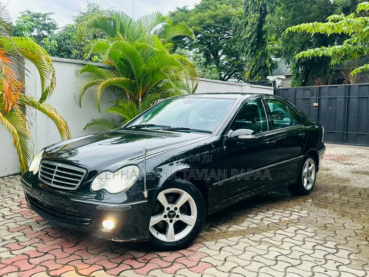 Mercedes-Benz C-Class 2007 Black