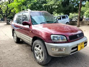 Toyota RAV4 1999 Red