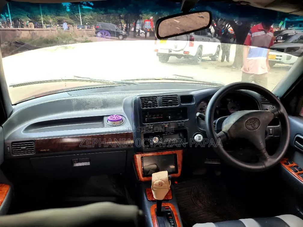 Toyota RAV4 1999 Red