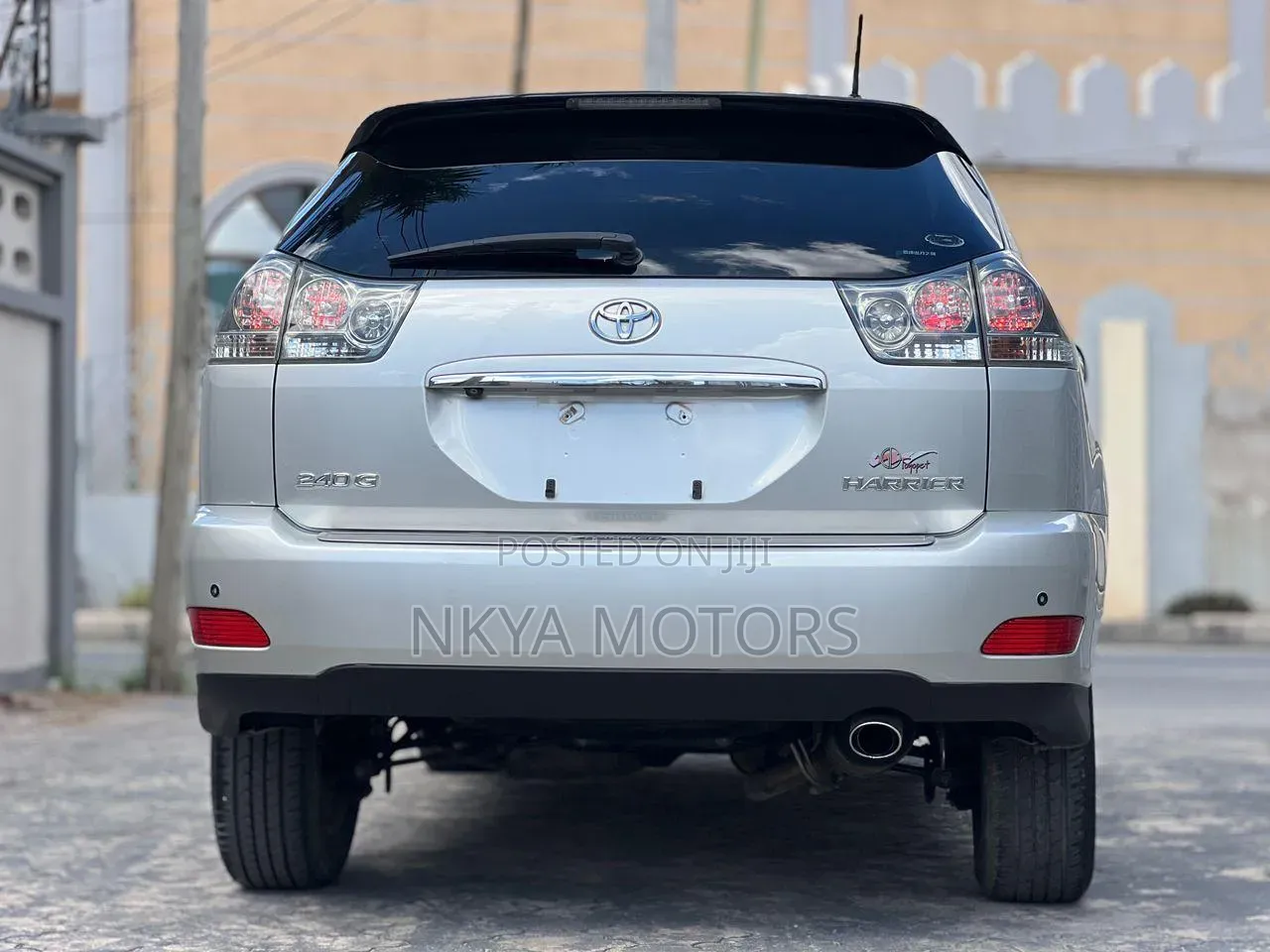 Toyota Harrier 2005 Gray