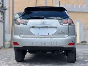 Toyota Harrier 2005 Gray